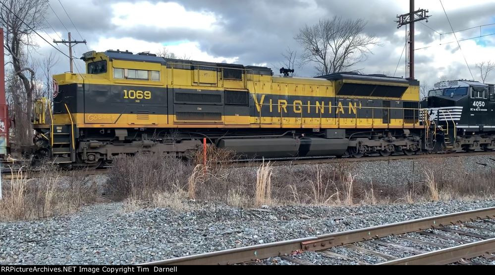 NS 1069 on 26T